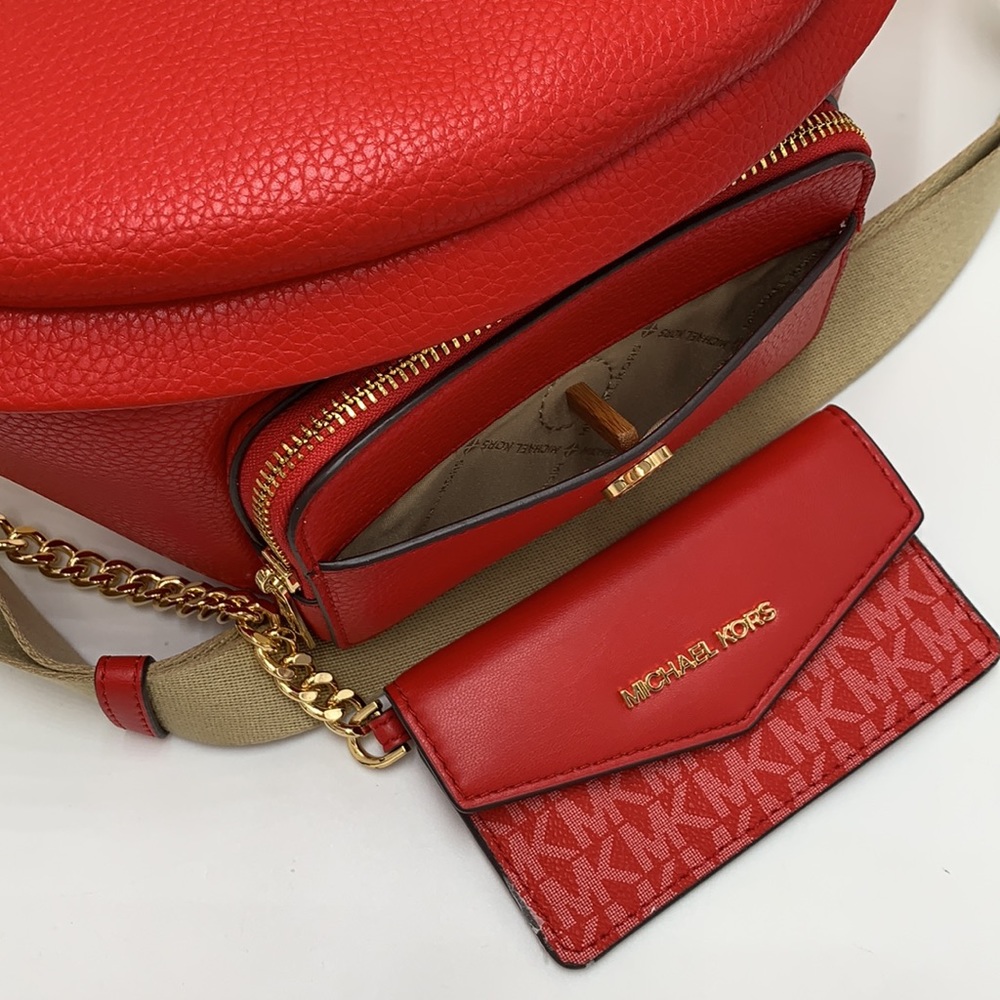 MICHAEL KORS
Maisie Large Pebbled Leather 2-in-1 Waistpack Fannypack Crossbody - Picture 12 of 16